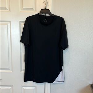 Quiksilver Black and White Short Sleeve Tee